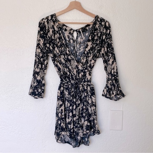 Free People All the Right Ruffles Multicolor Bell Sleeve Wrap Romper, Size S - Picture 3 of 8
